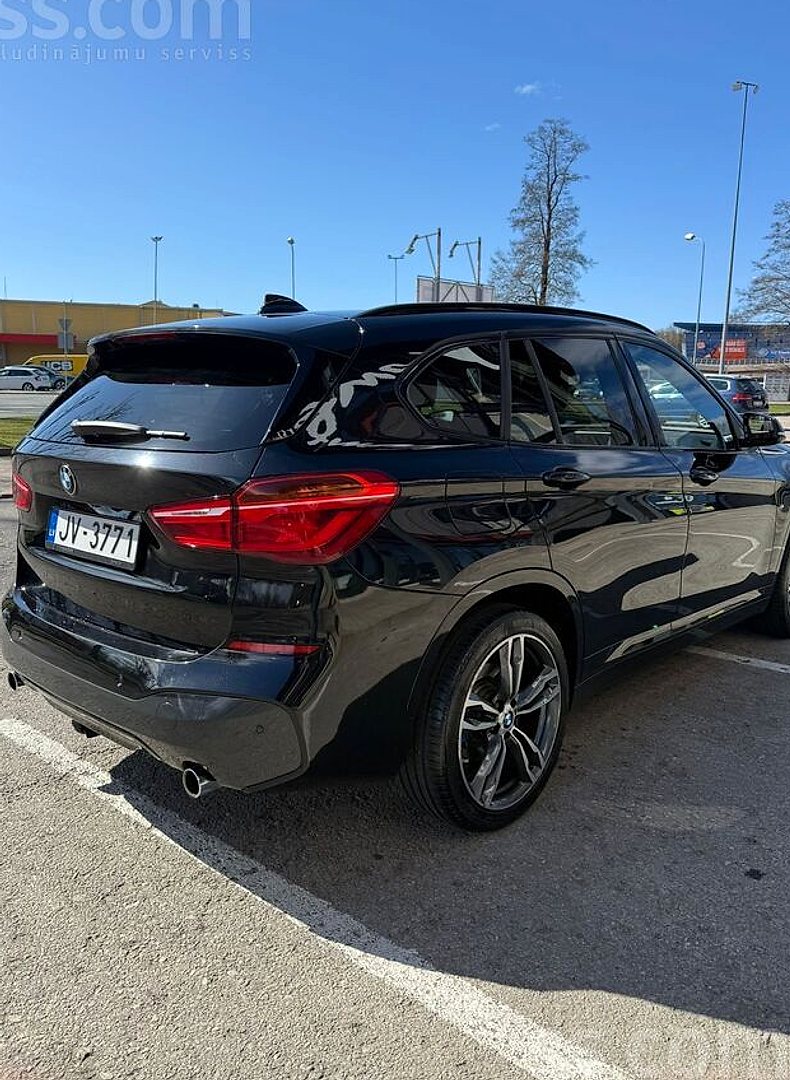 BMW X1 — foto 3