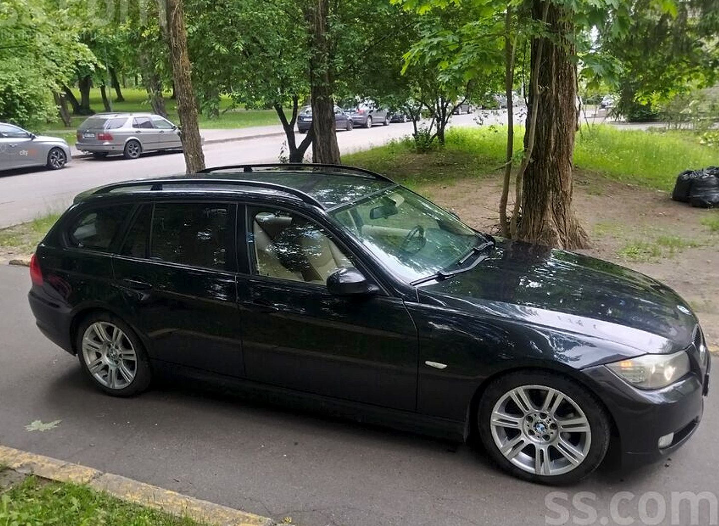 BMW 320 — foto 4