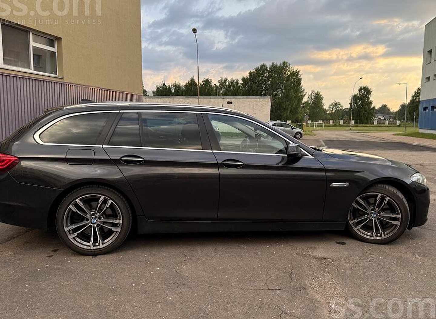 BMW 520 — foto 5