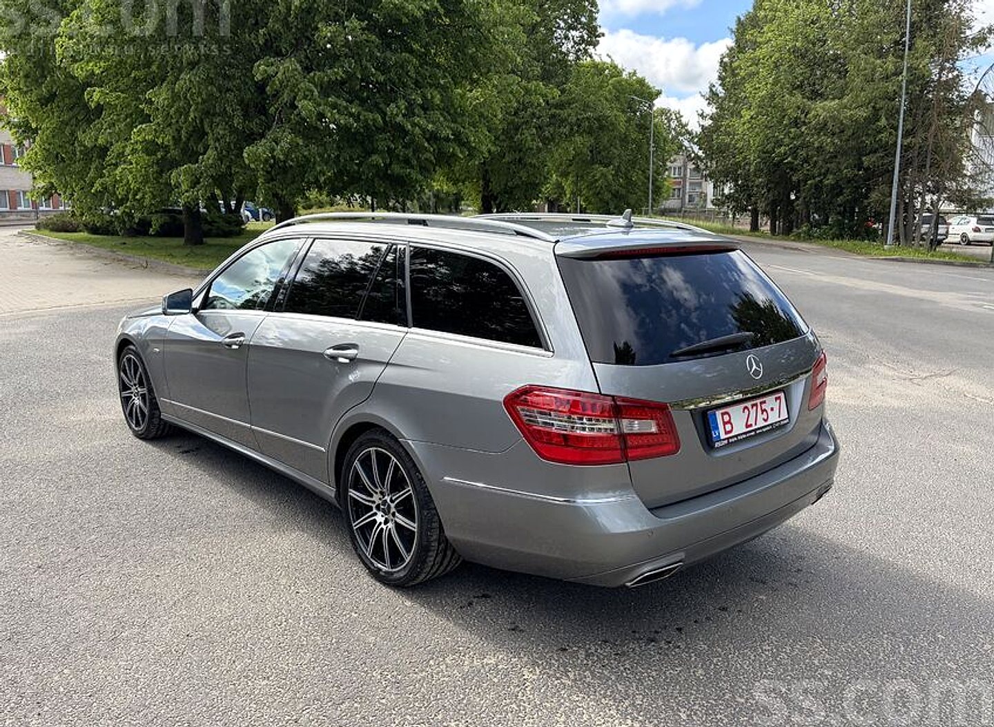 Mercedes-Benz E350 — foto 3