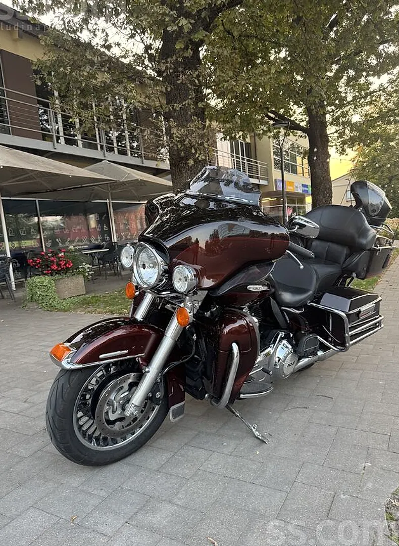 Harley-Davidson Flhtk, 2011. gads