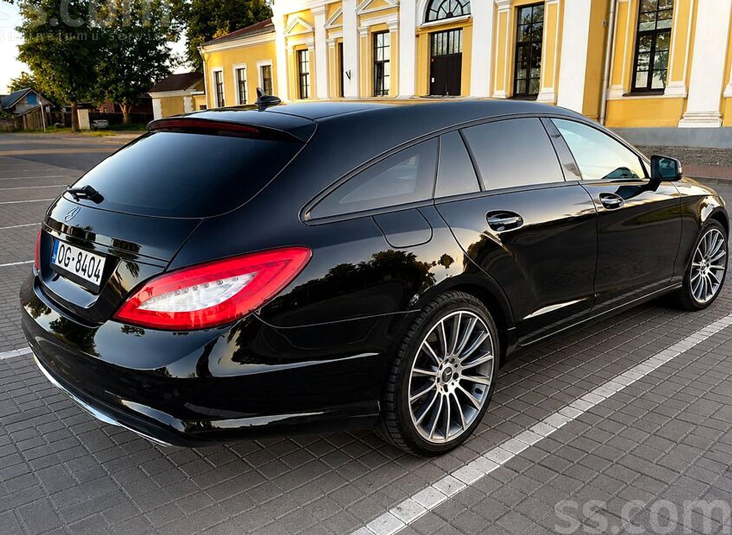 Mercedes-Benz CLS350 — foto 3