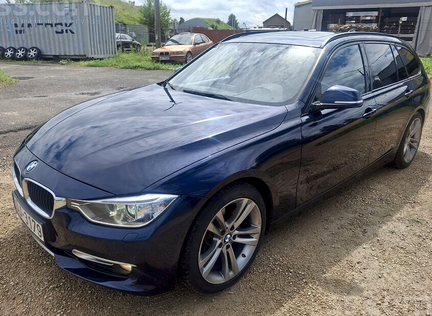 BMW 320 — foto 4