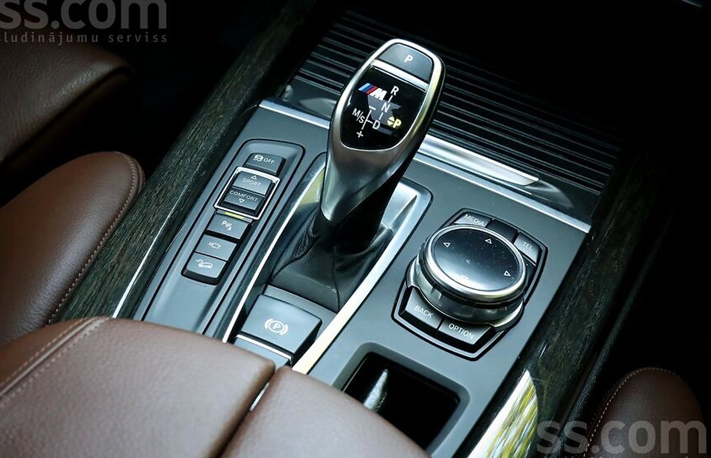 BMW X5 — foto 6