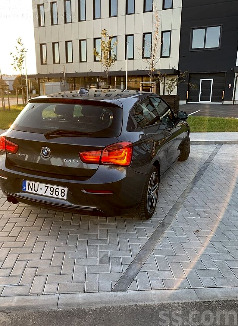 BMW 120 — foto 6