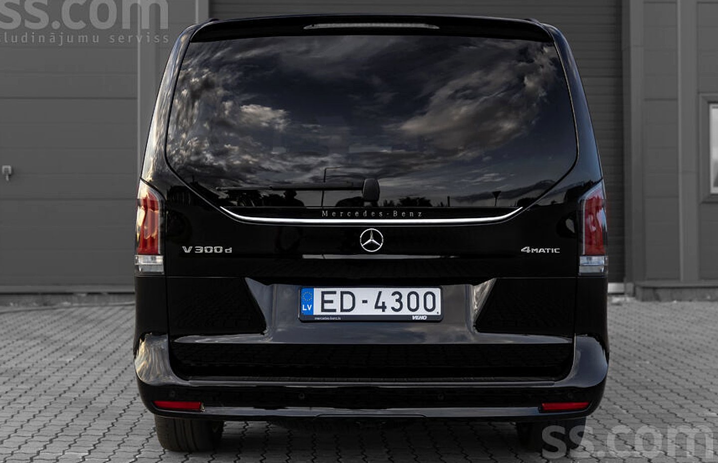 Mercedes-Benz V300 — foto 5