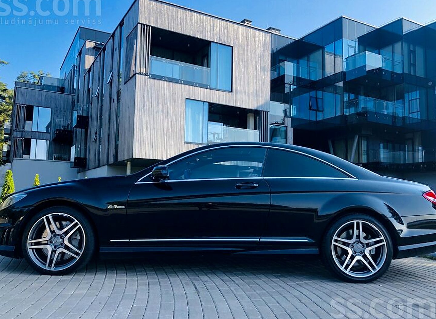 Mercedes-Benz CL63 AMG — foto 3