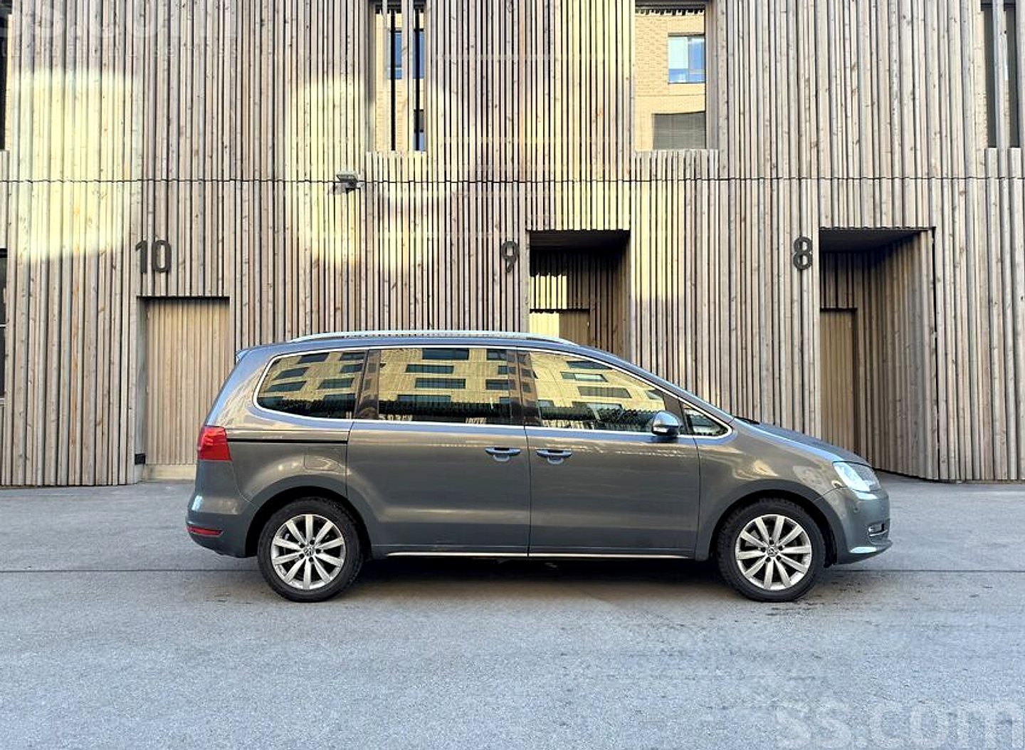 Volkswagen Sharan — foto 2