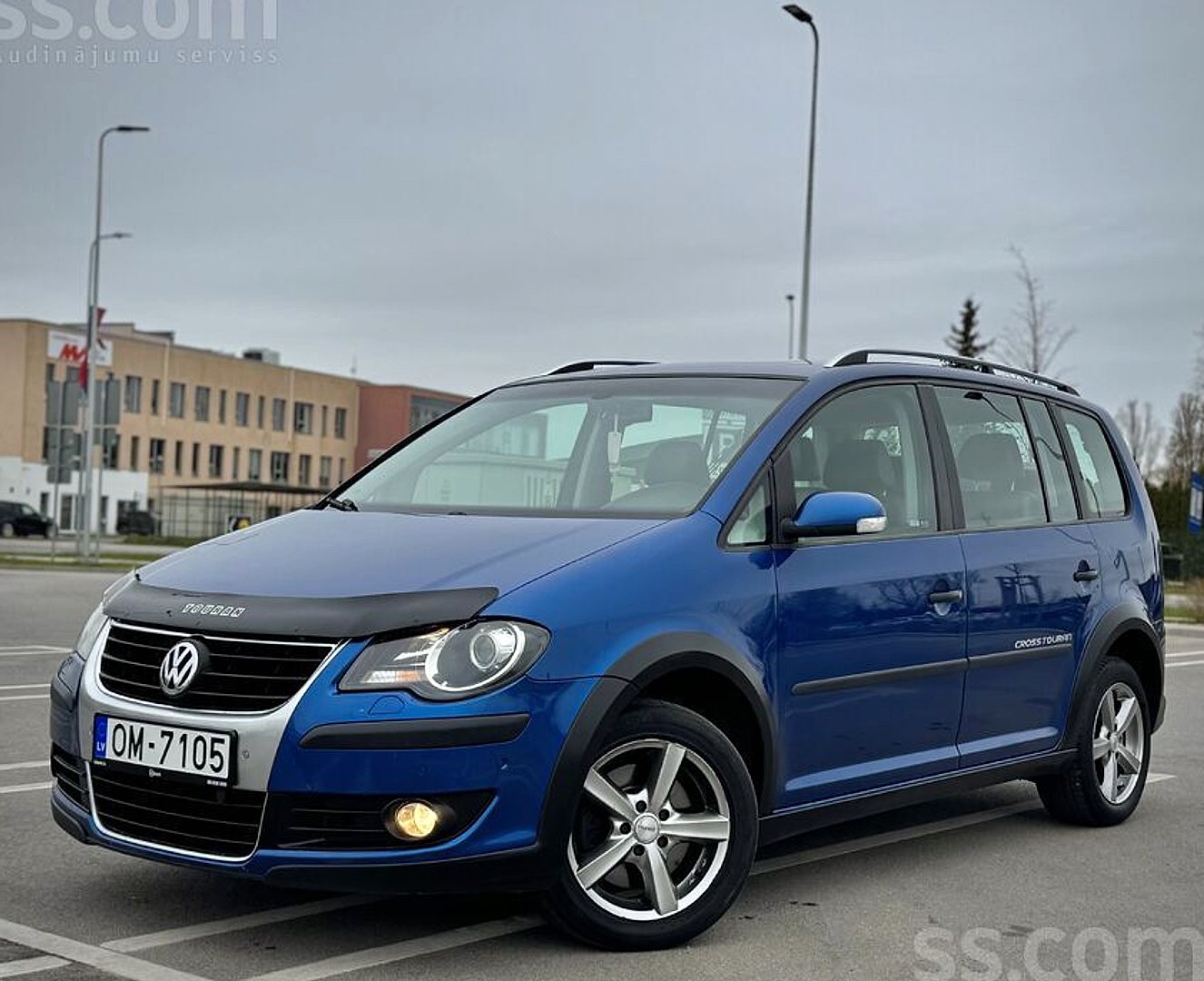 Volkswagen Touran — foto 2