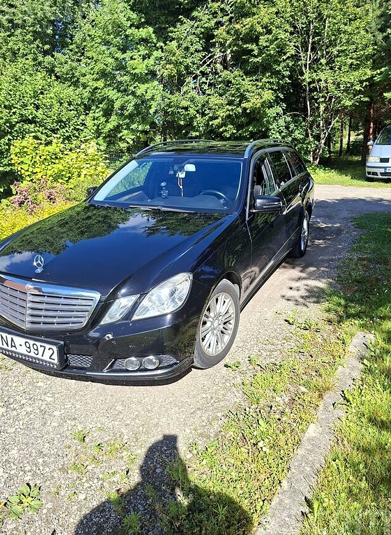 Mercedes-Benz E250 — foto 2