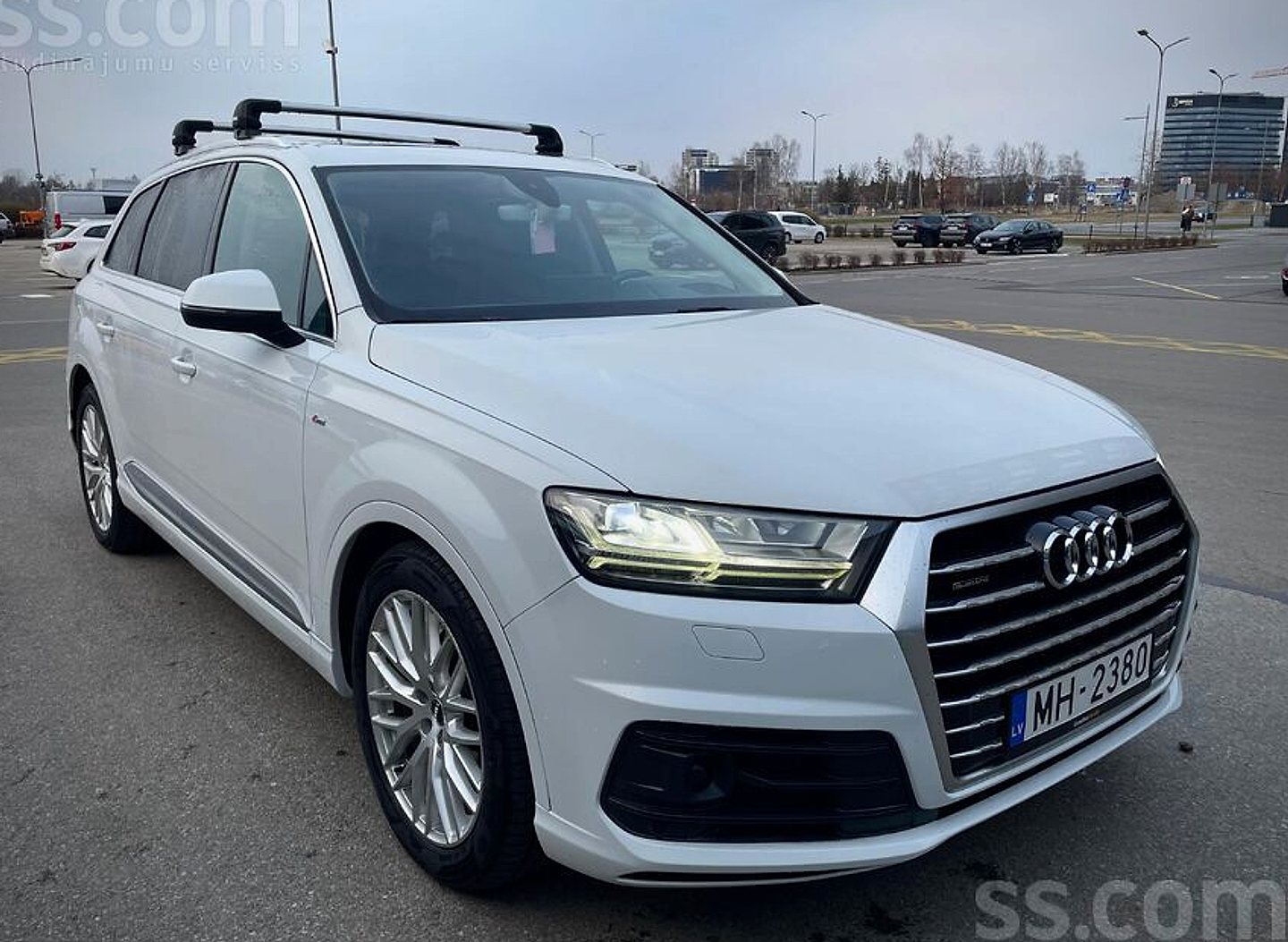 Audi Q7, 2016. gads