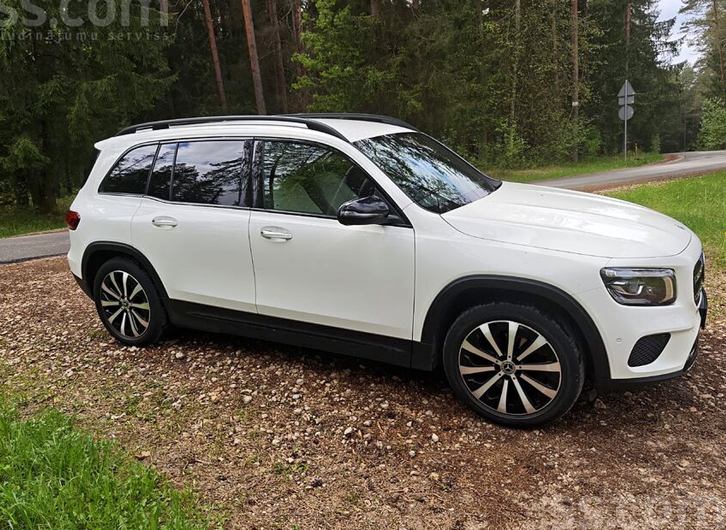 Mercedes-Benz GLB 200 — foto 3