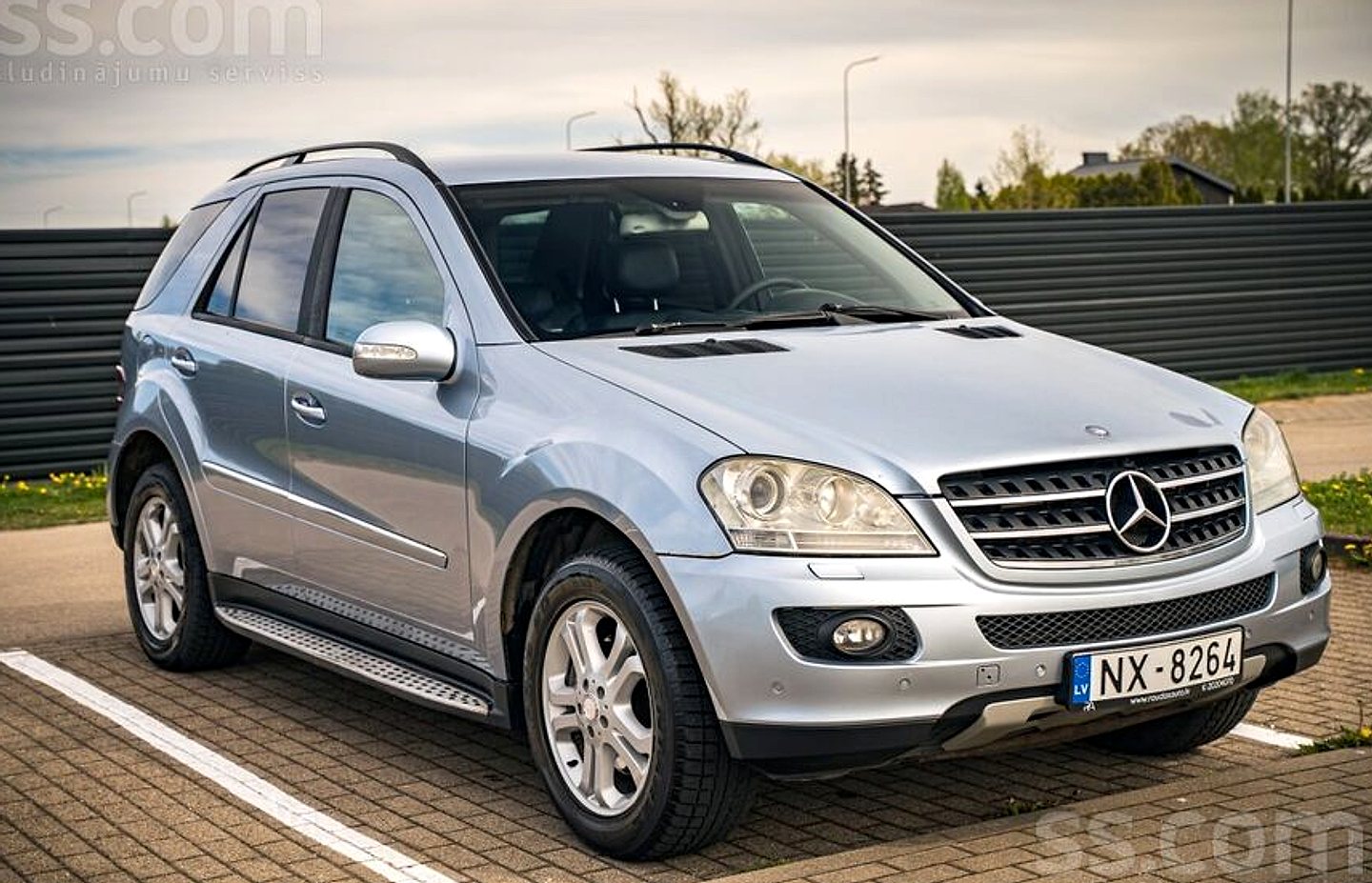 Mercedes-Benz ML280 — foto 3