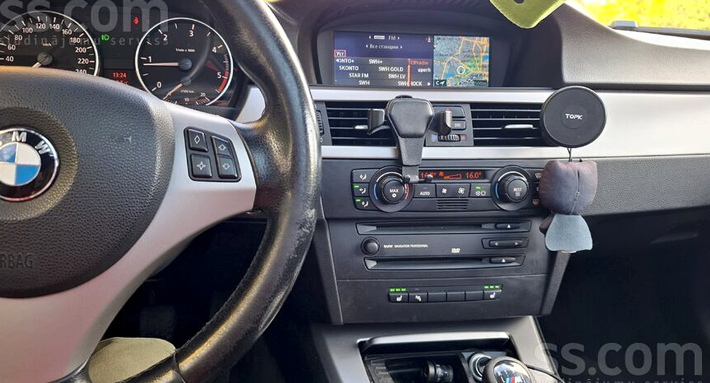 BMW 320 — foto 5