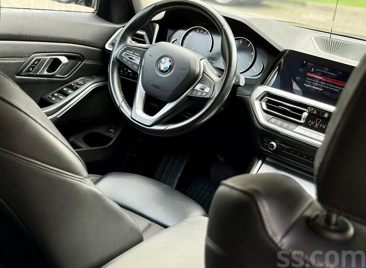BMW 320 — foto 5