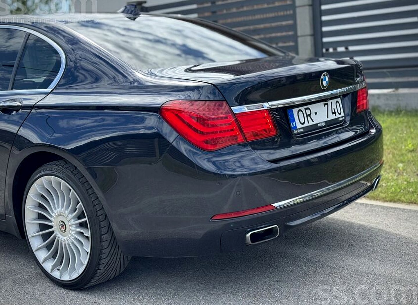 BMW 740 — foto 4