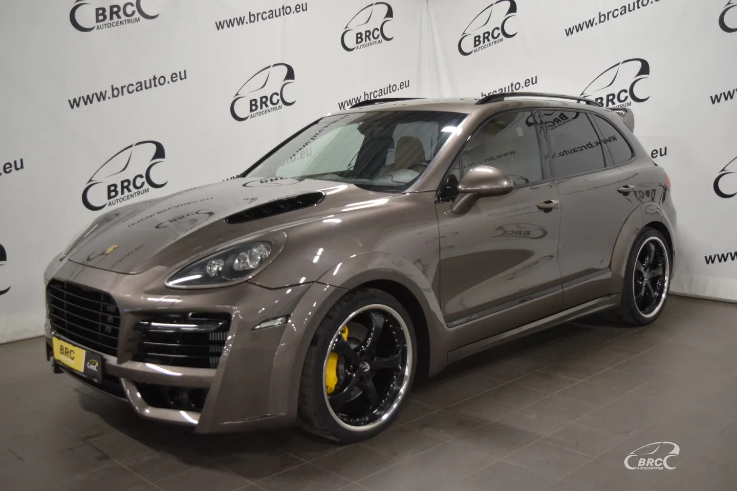 Porsche Cayenne, 2013. gads