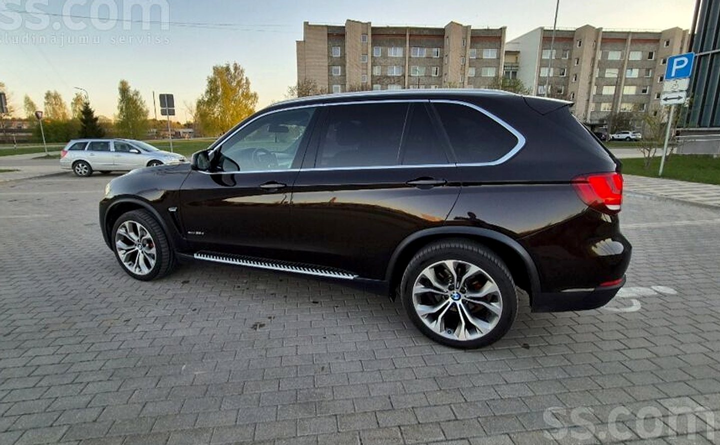 BMW X5 — foto 4
