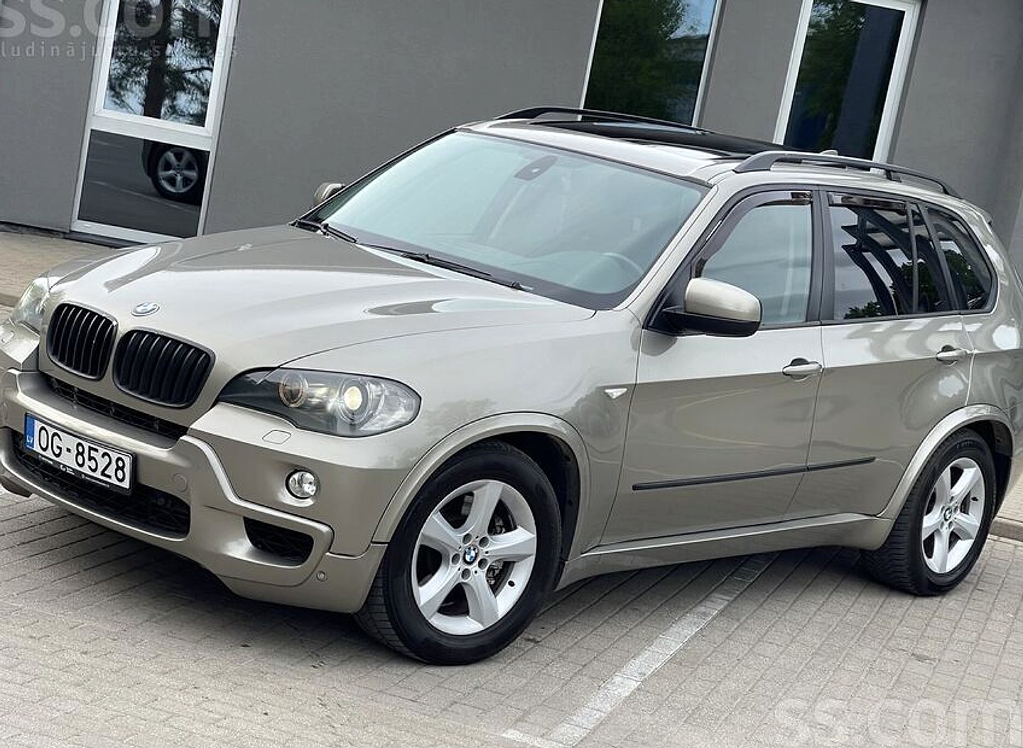 BMW X5 — foto 5