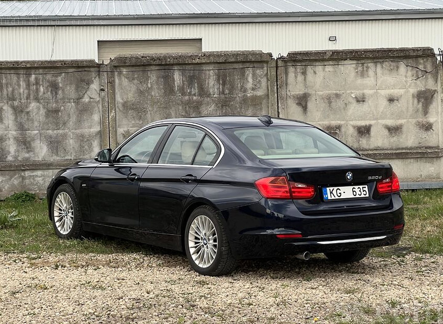 BMW 320 — foto 4