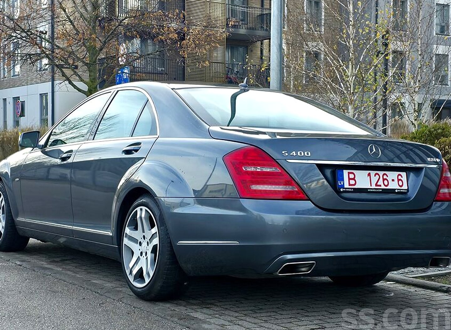 Mercedes-Benz S400, 2009. gads
