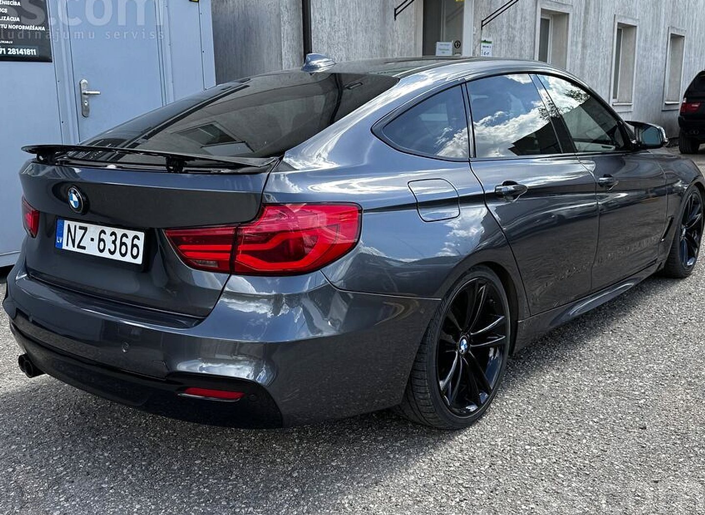 BMW 320 — foto 6
