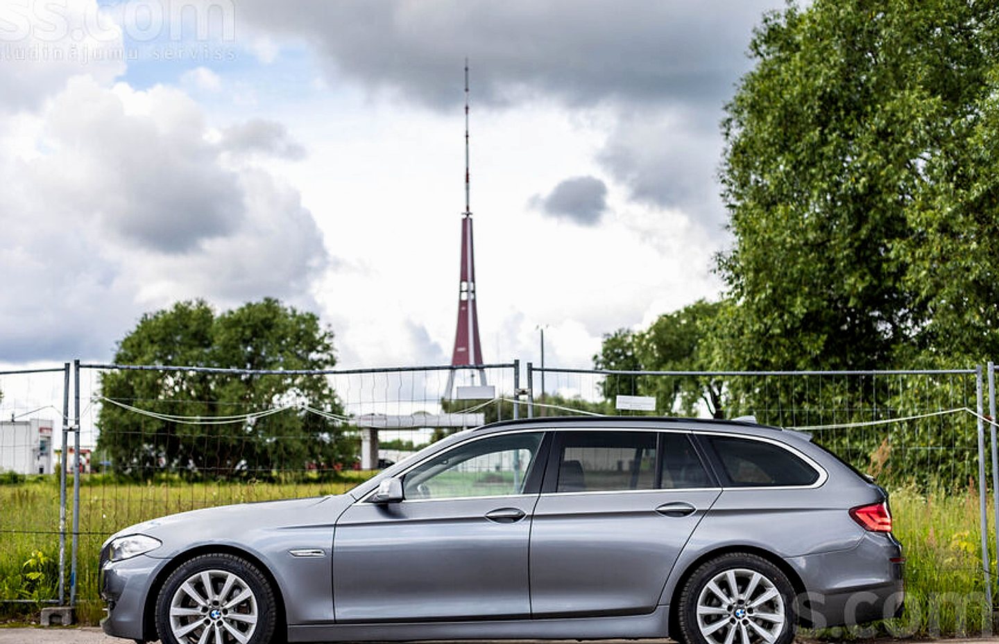 BMW 530 — foto 4