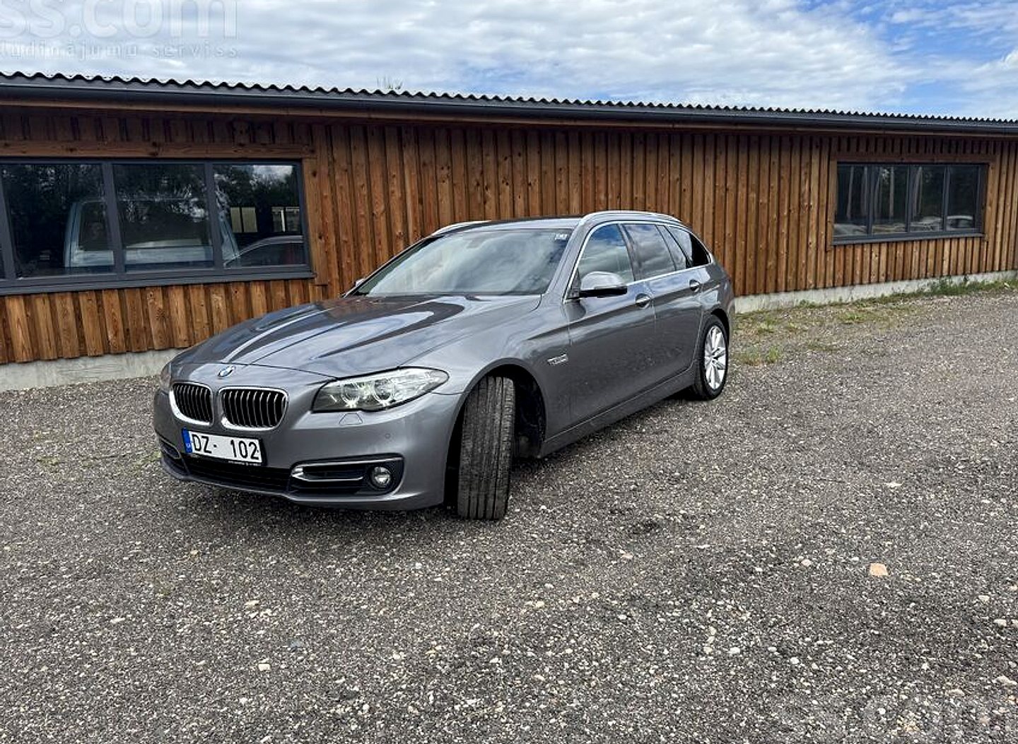BMW 518 — foto 3