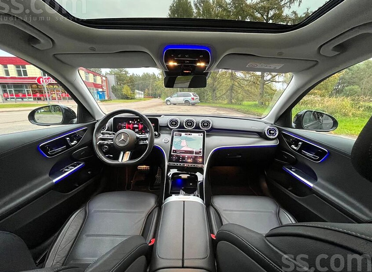 Mercedes-Benz C300 — foto 5