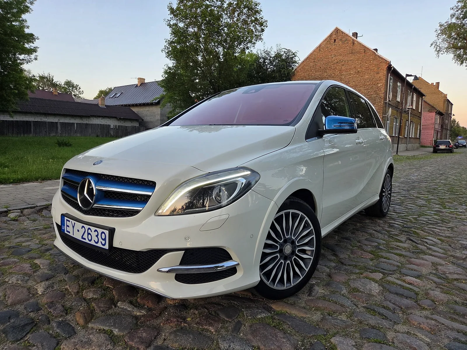 Mercedes-Benz E250, 2015. gads