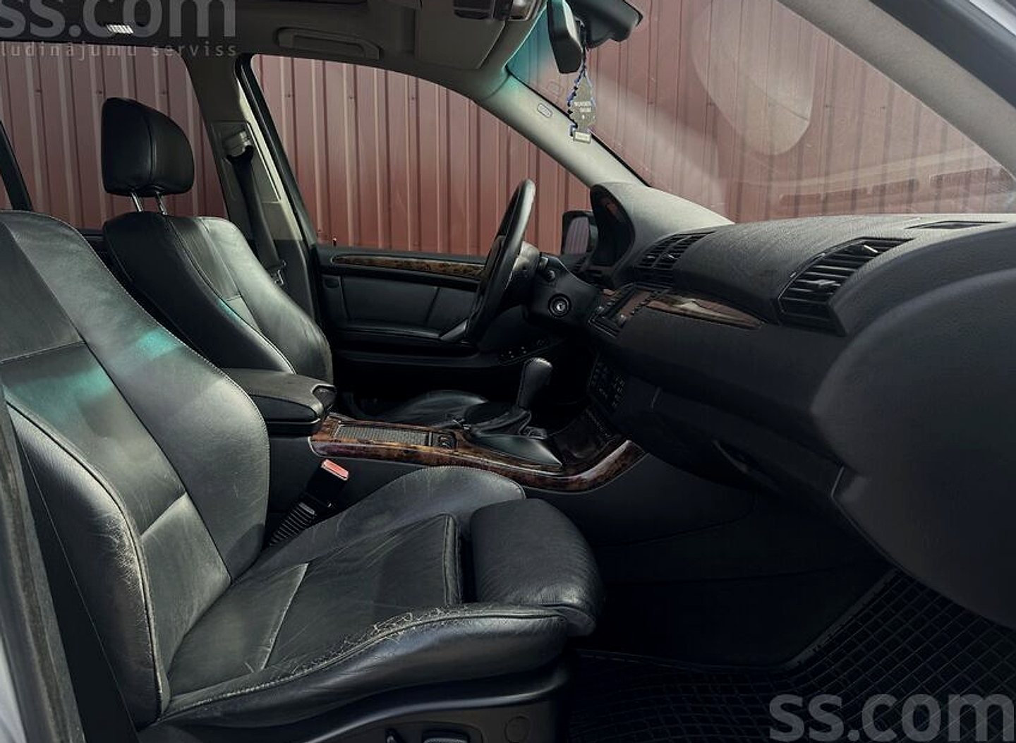 BMW X5 — foto 6
