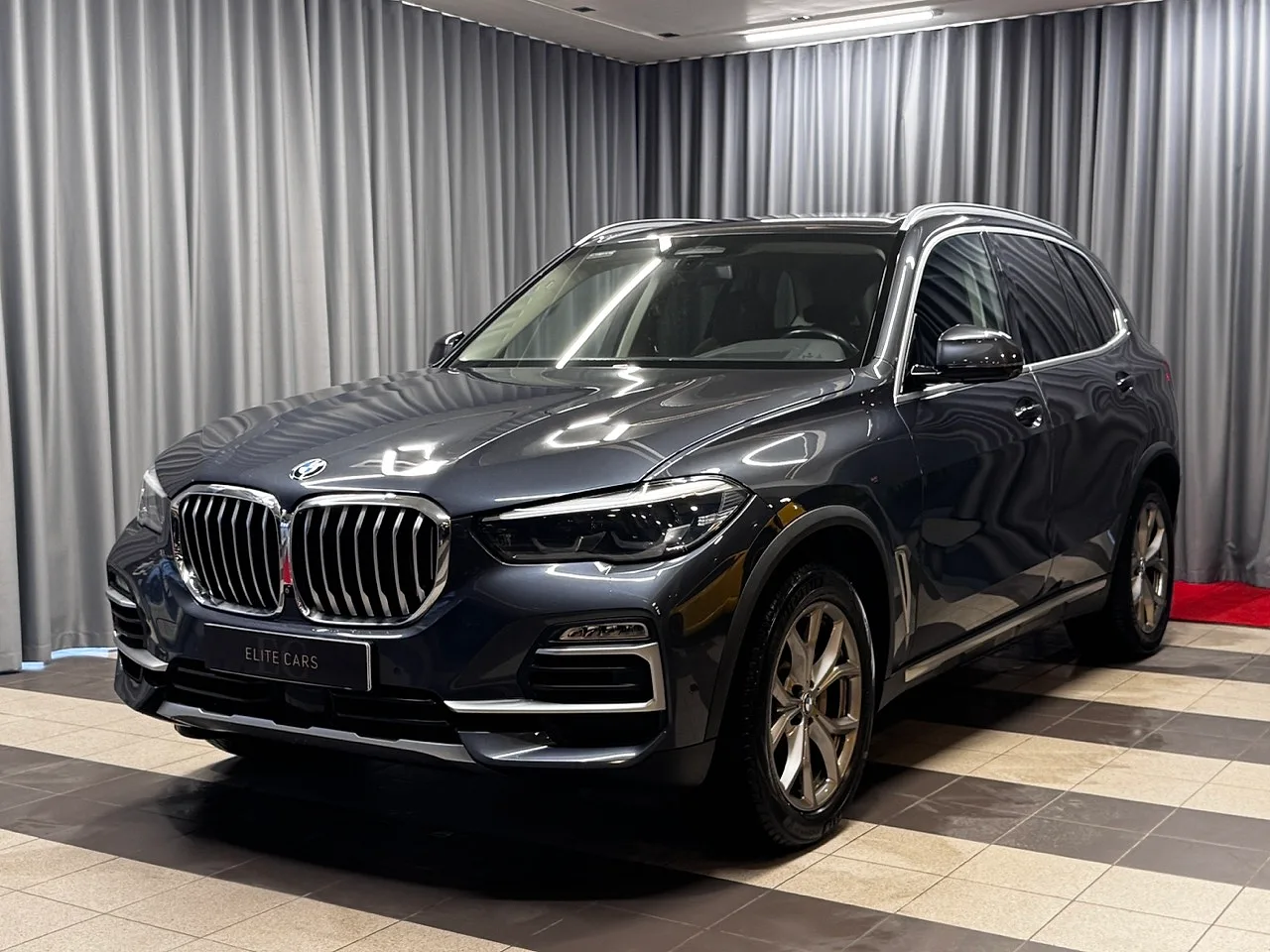 BMW X5, 2019. gads
