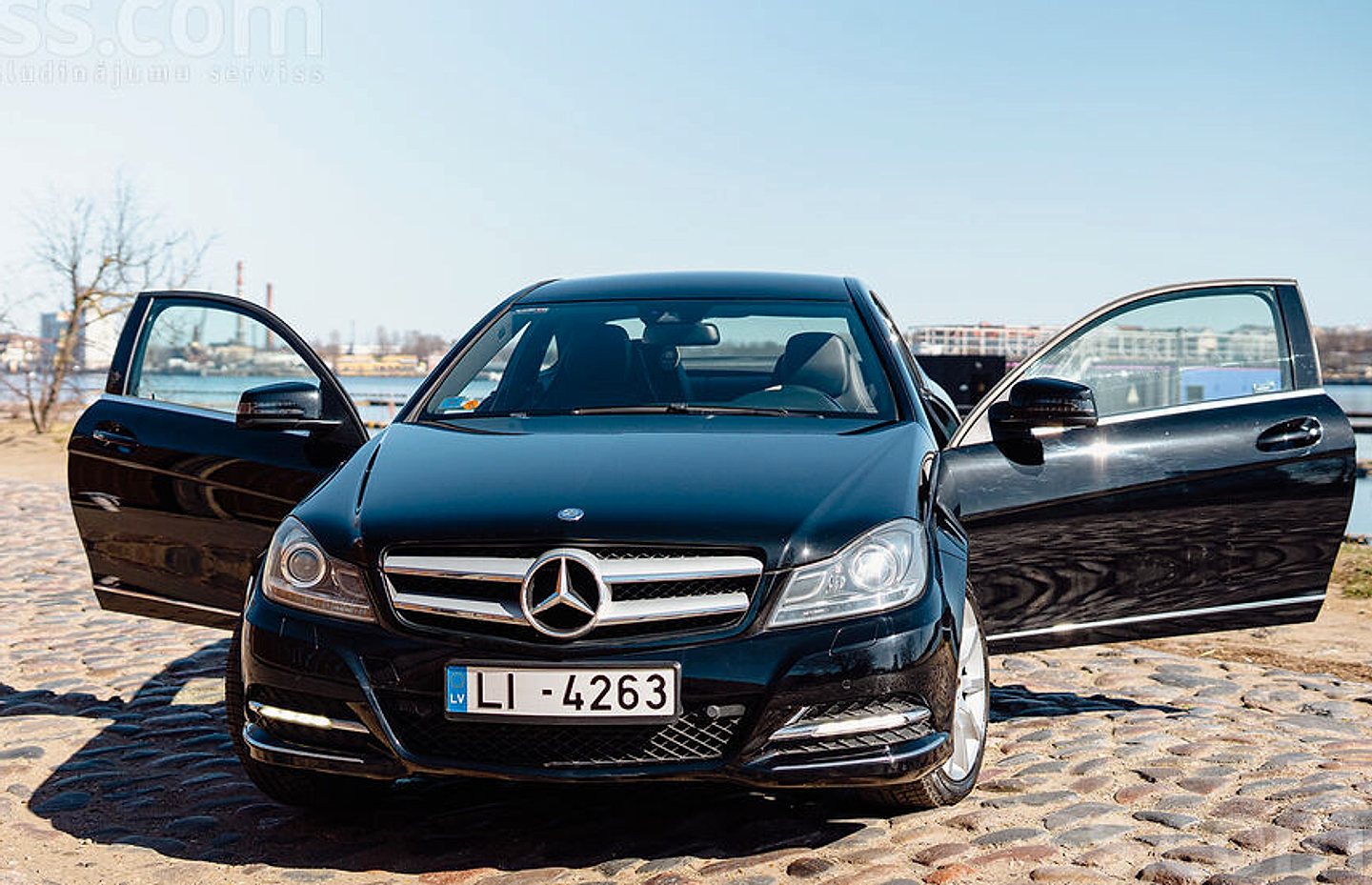 Mercedes-Benz C180 — foto 3