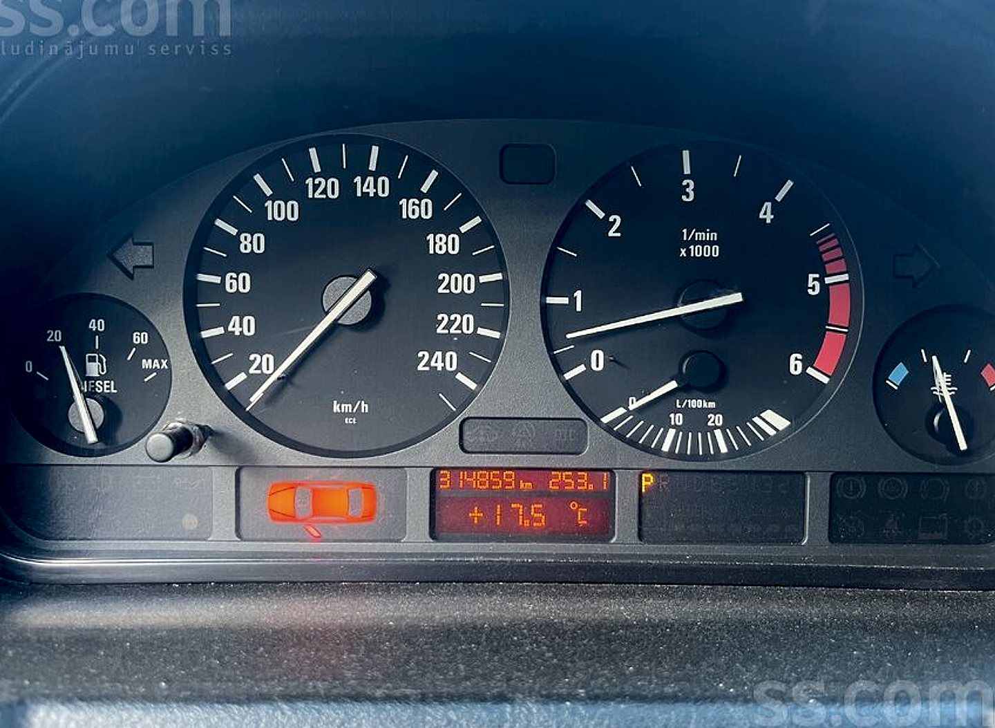 BMW X5 — foto 6