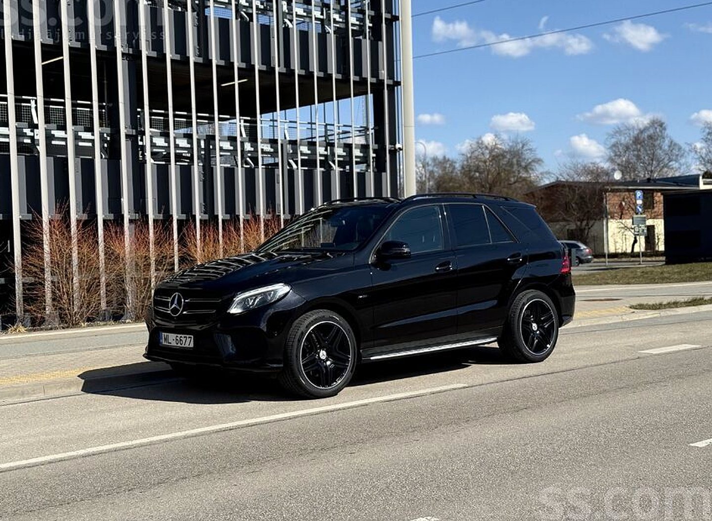 Mercedes-Benz GLE 450 AMG — foto 2