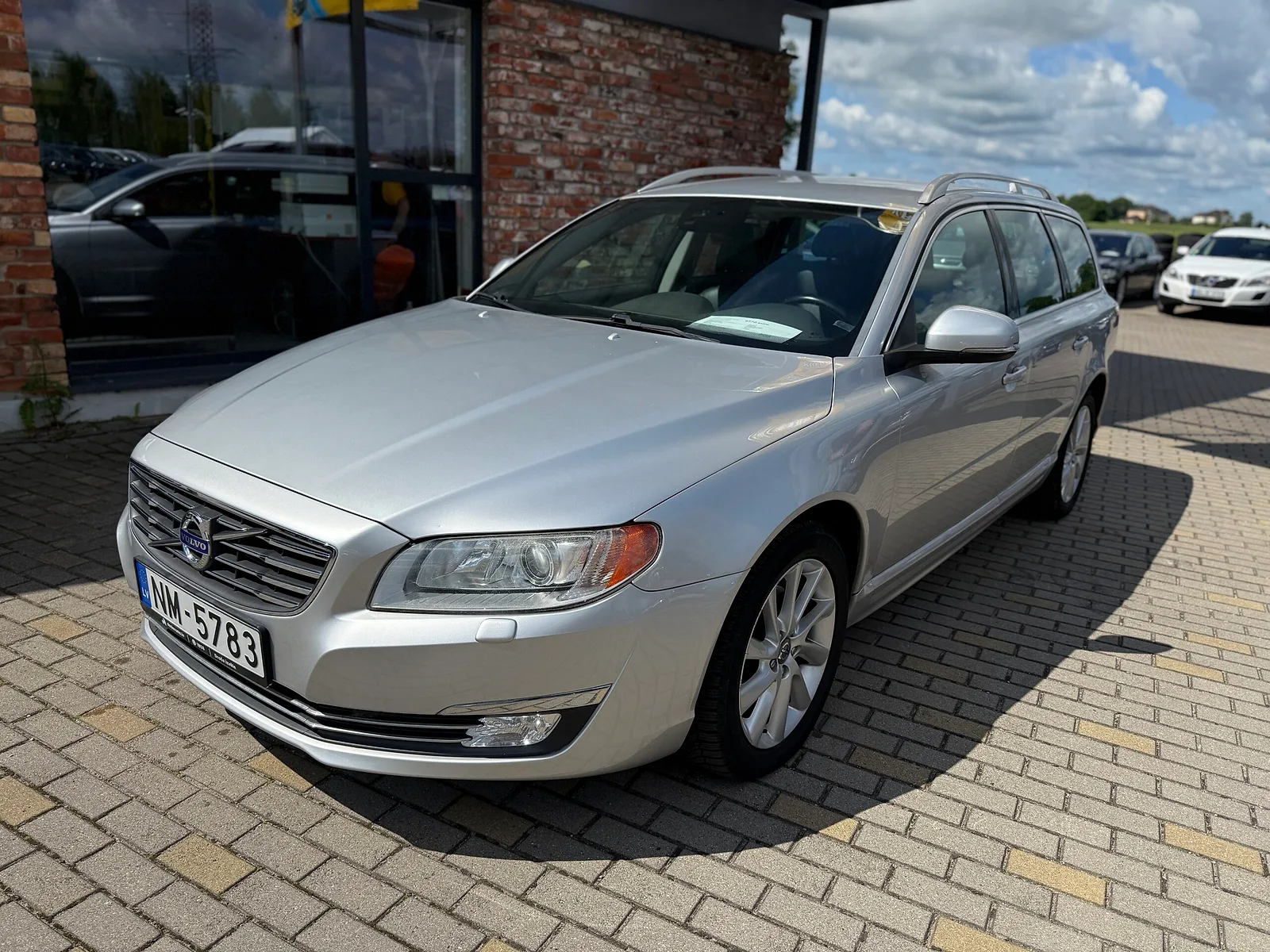 Volvo V70, 2014. gads