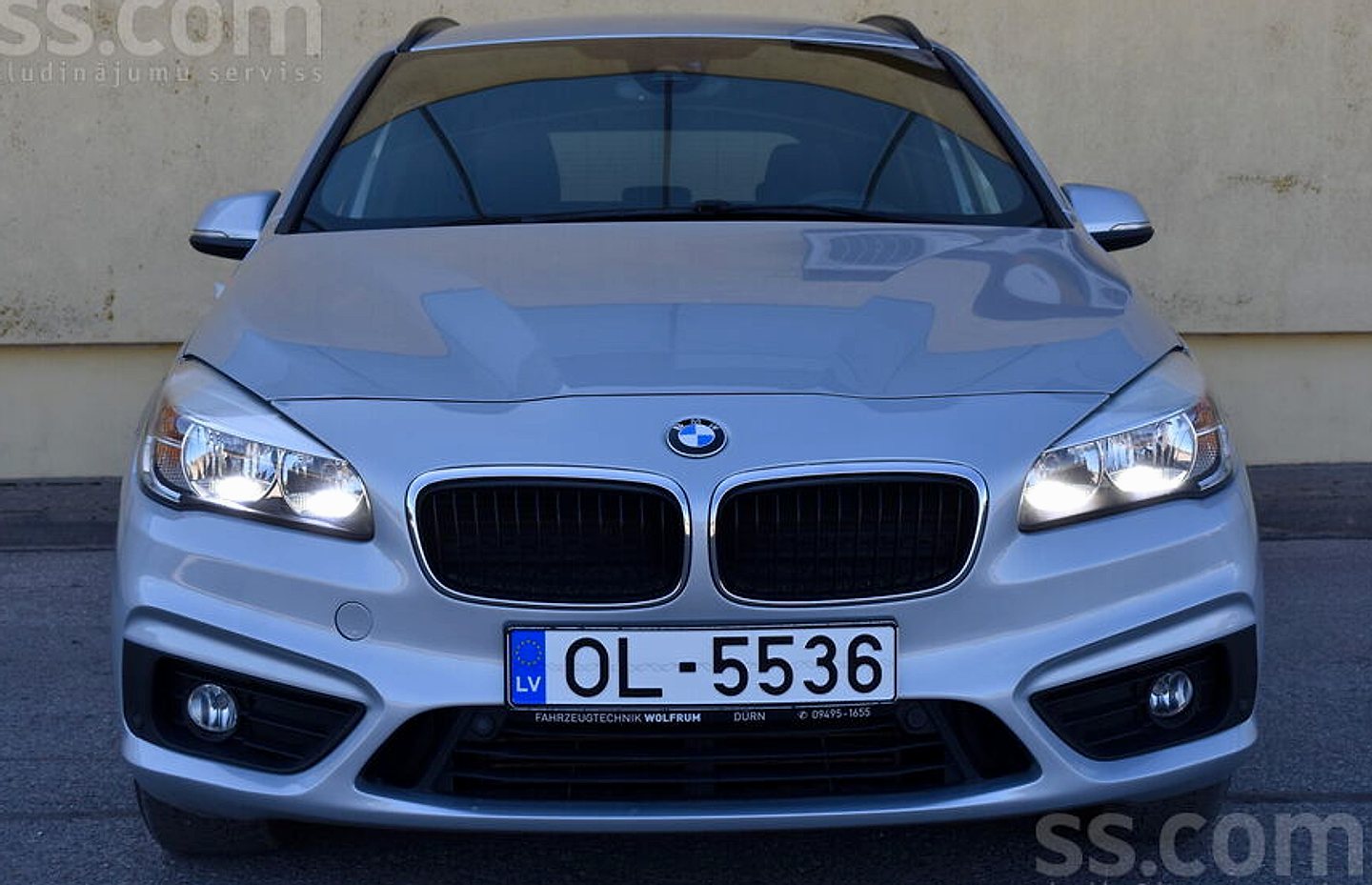 BMW 220 — foto 3
