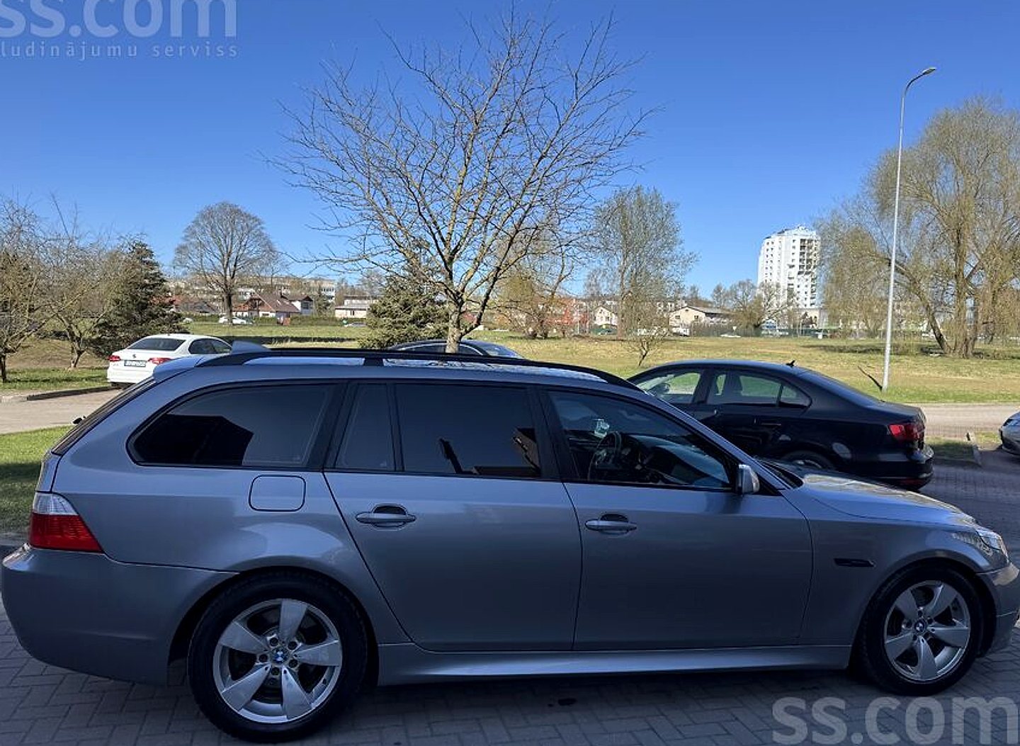 BMW 530 — foto 3