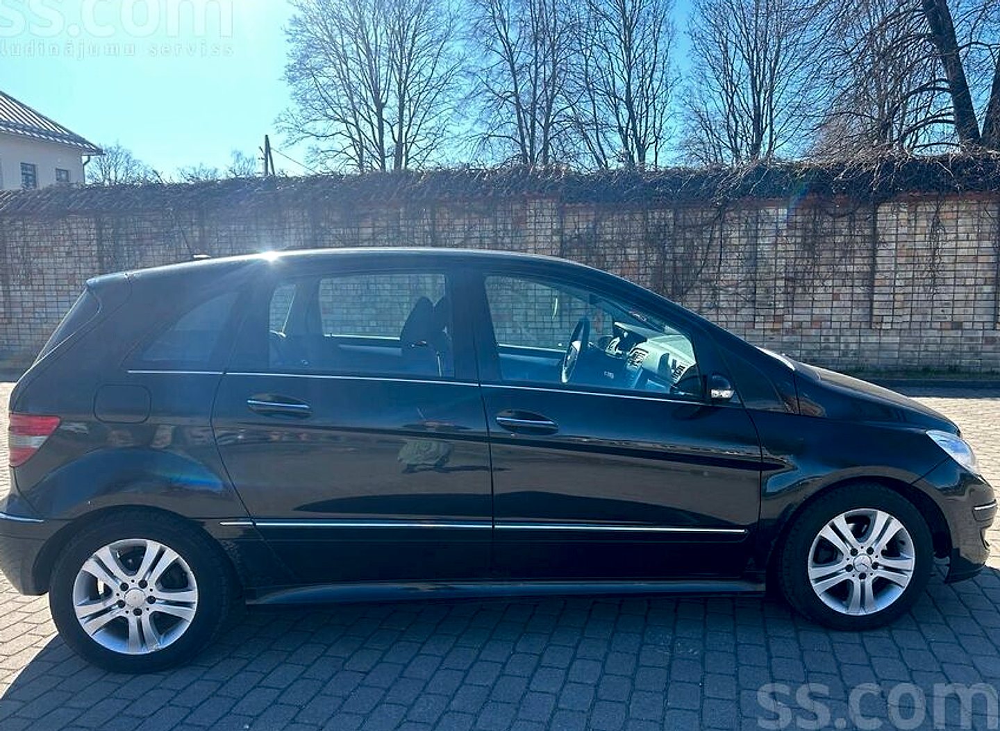 Mercedes-Benz B200 — foto 2