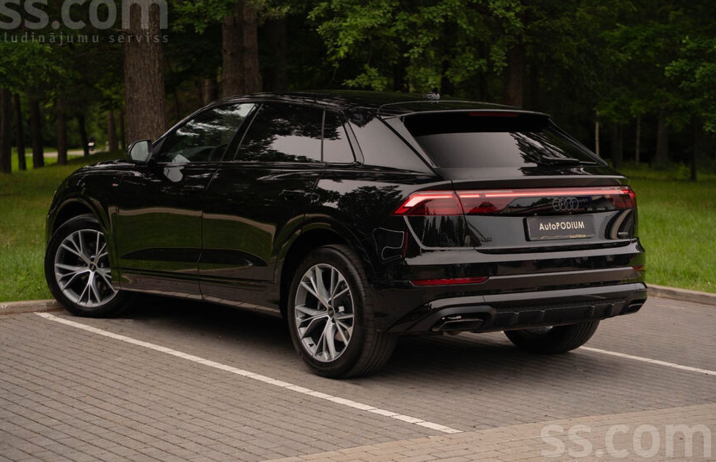 Audi Q8 — foto 4