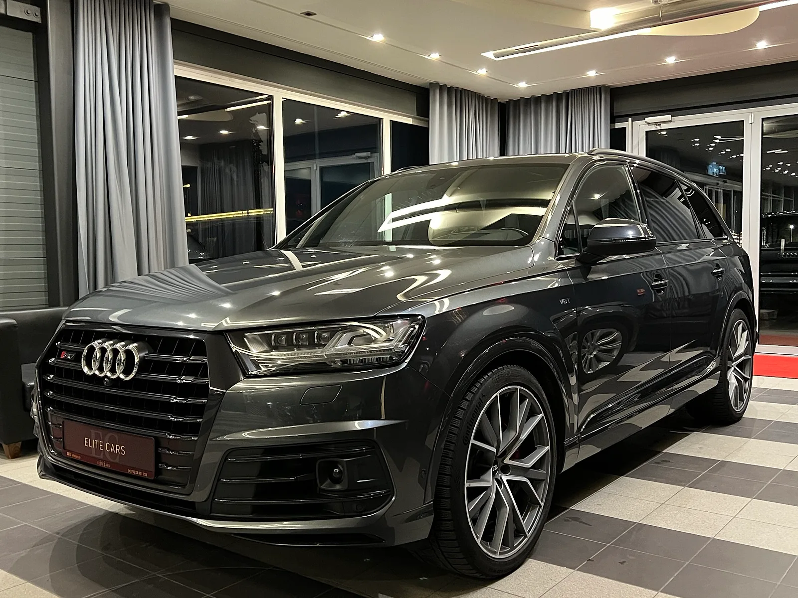 Audi SQ7 S Line, 2017. gads