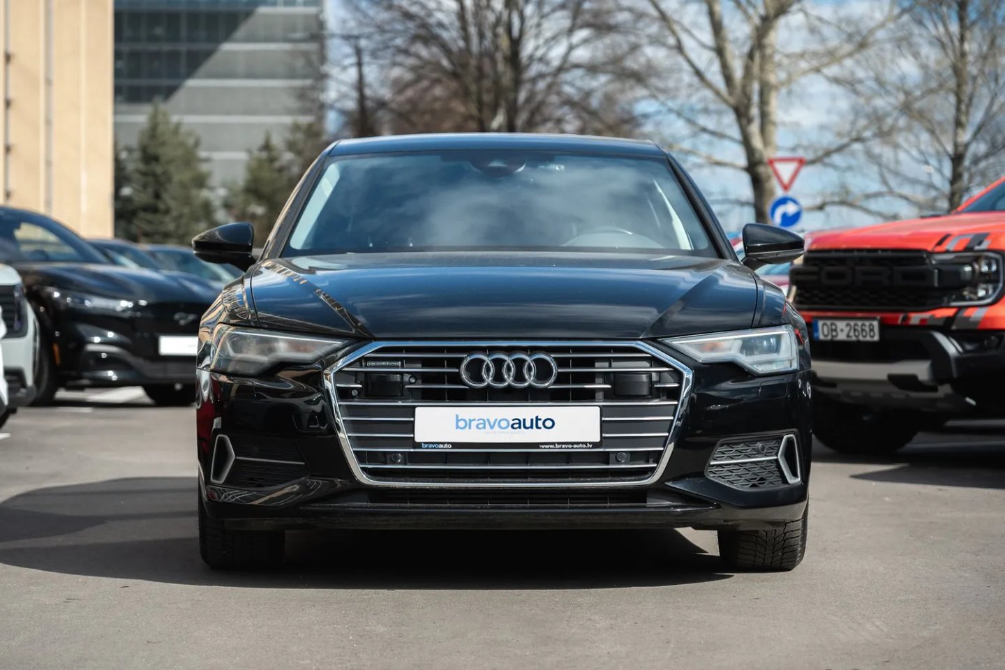 Audi A6 LIMOUSINE — foto 2