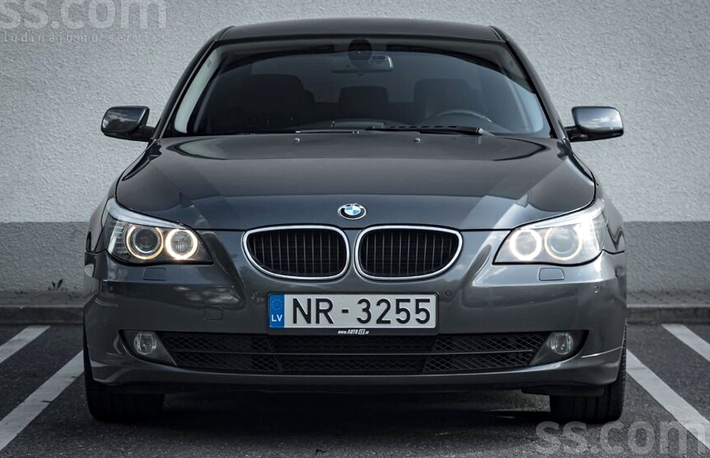 BMW 525 — foto 2