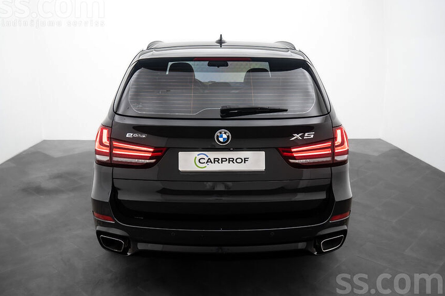 BMW X5 — foto 5