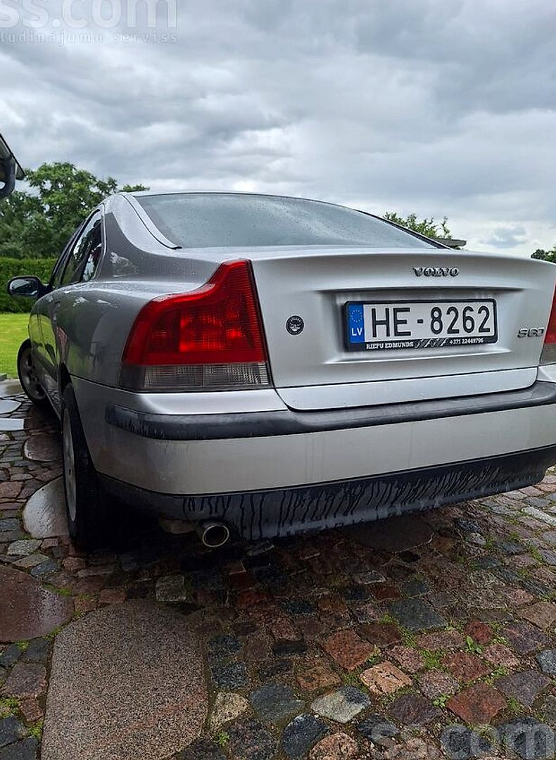 Volvo S60 — foto 2