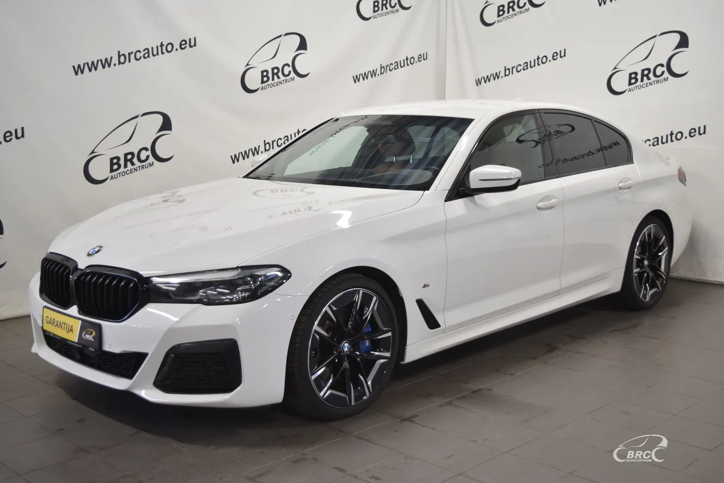 BMW 530, 2023. gads