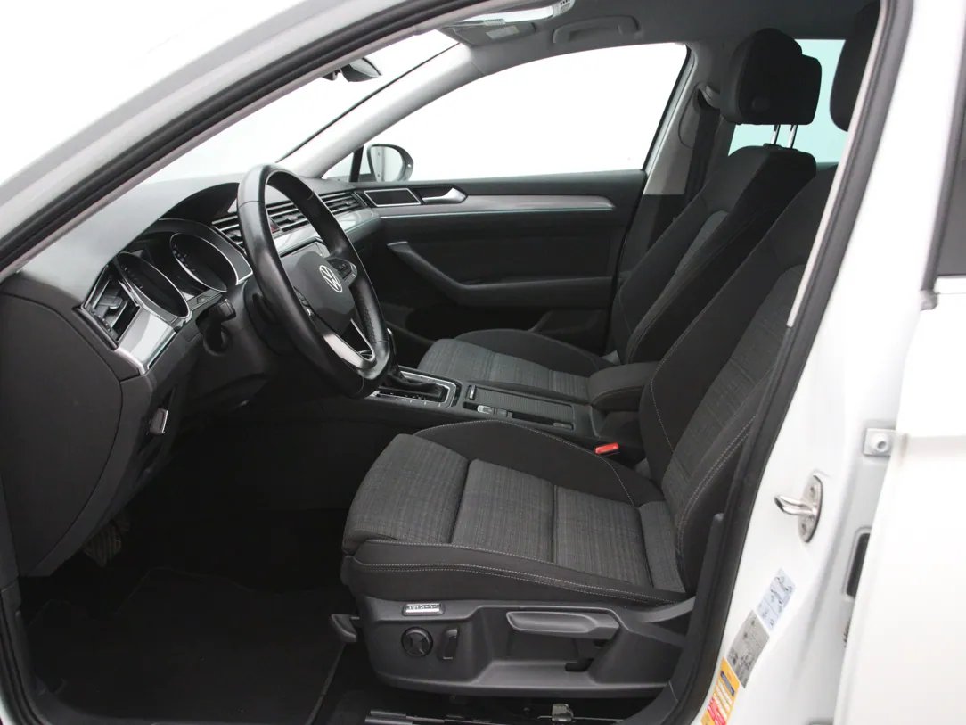 Volkswagen Passat B8 — foto 5