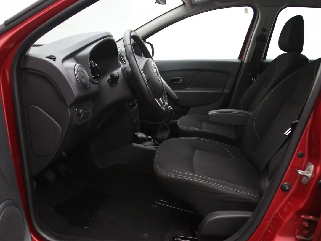 DACIA Logan — foto 5