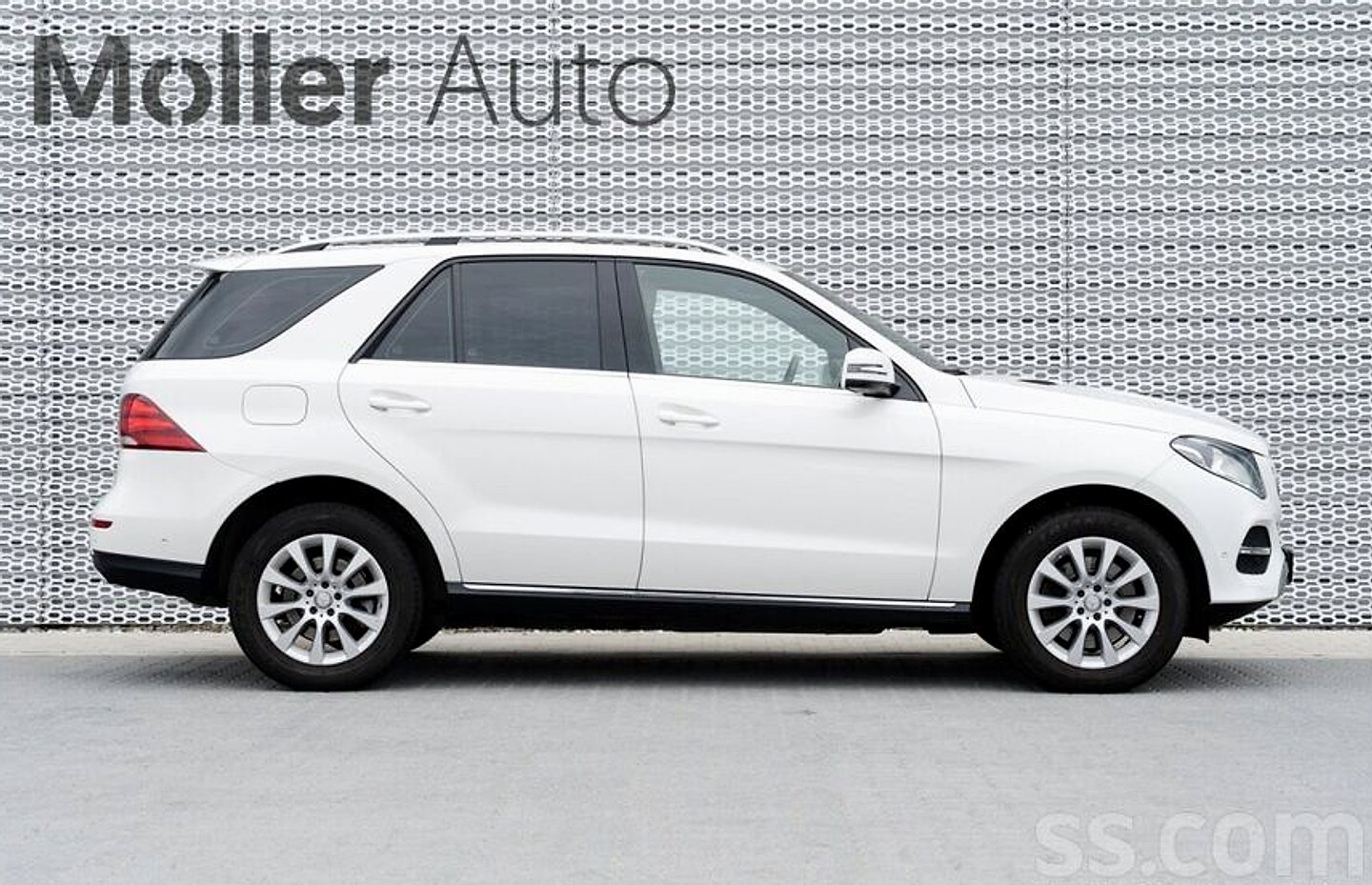 Mercedes-Benz GLE 400 — foto 5