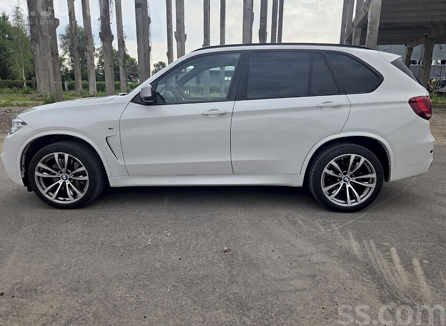 BMW X5 — foto 3